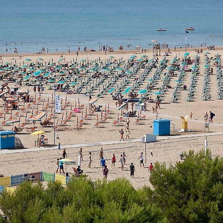 Giuliana - Appartamenti Bibione Exteriör bild