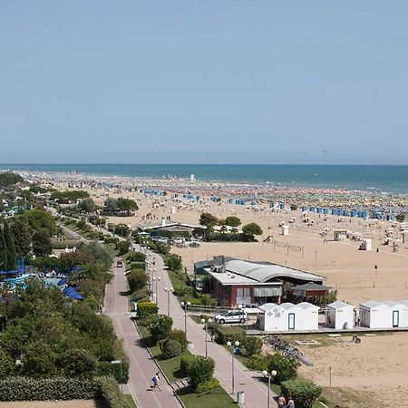 Giuliana - Appartamenti Bibione Exteriör bild